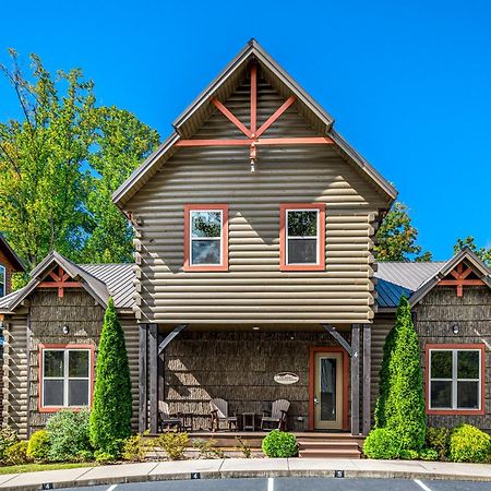The Mighty Crabapple Manor By Stony Brook Cabins Gatlinburg Eksteriør billede