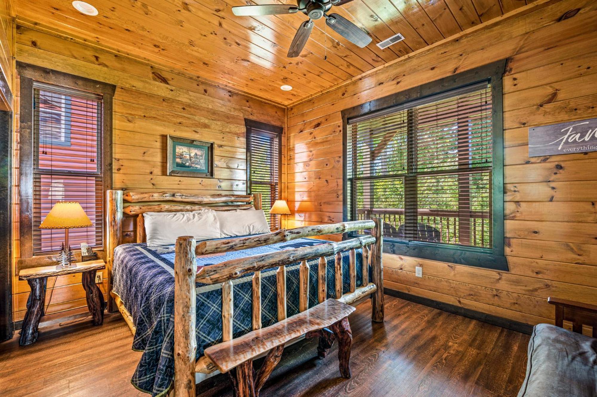The Mighty Crabapple Manor By Stony Brook Cabins Gatlinburg Eksteriør billede