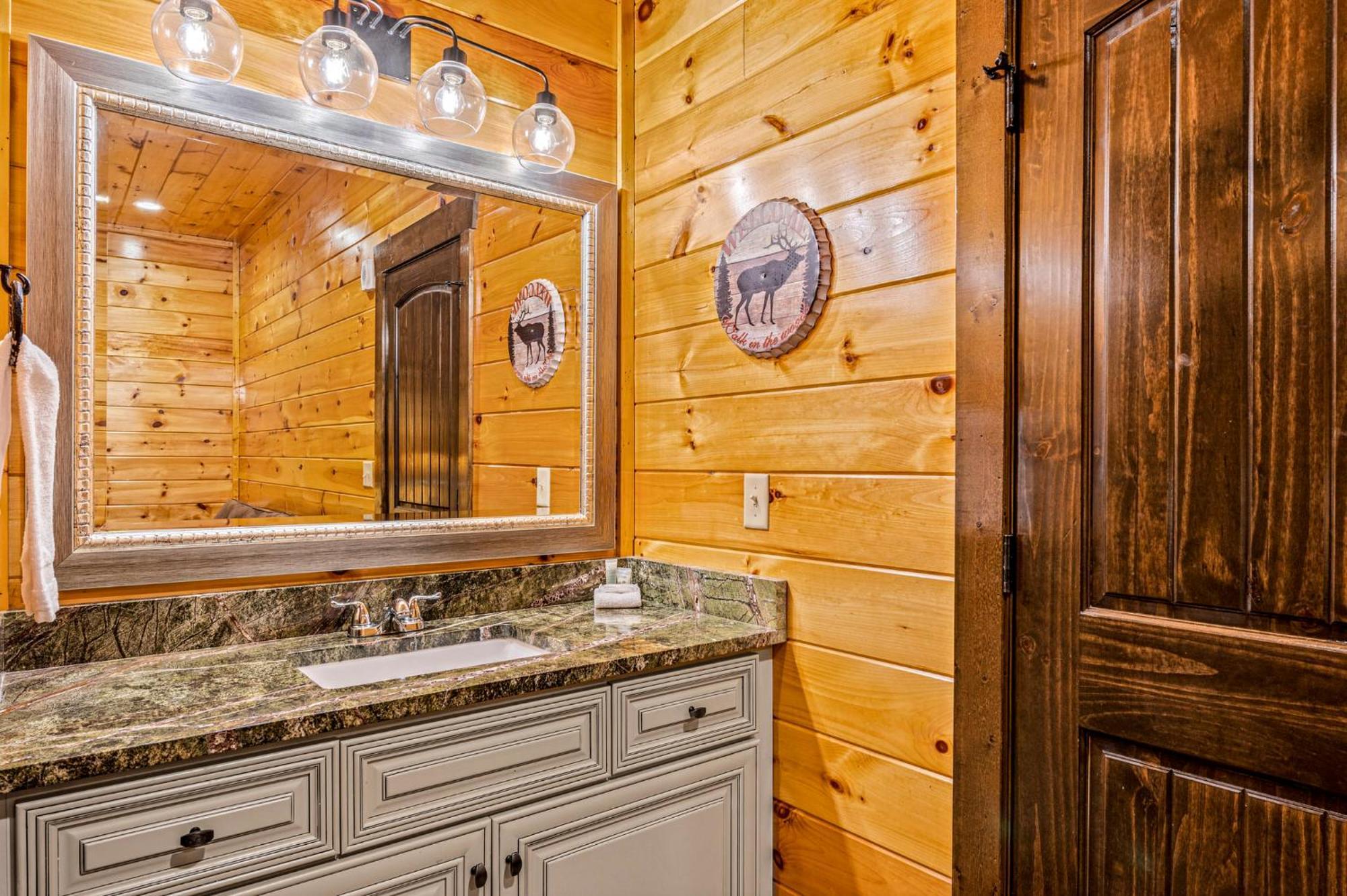 The Mighty Crabapple Manor By Stony Brook Cabins Gatlinburg Eksteriør billede