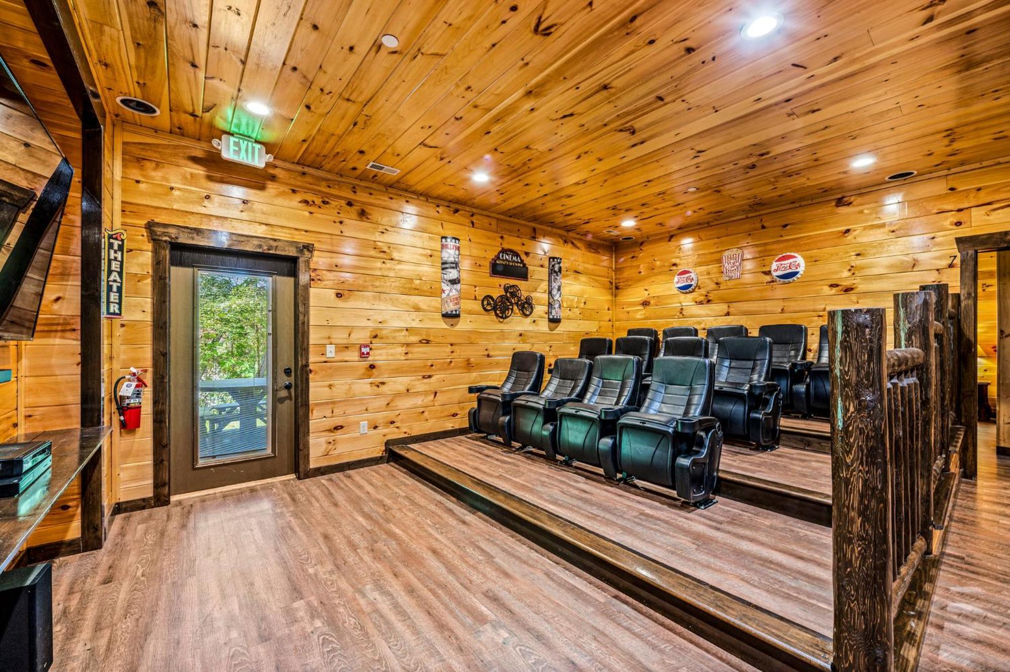 The Mighty Crabapple Manor By Stony Brook Cabins Gatlinburg Eksteriør billede