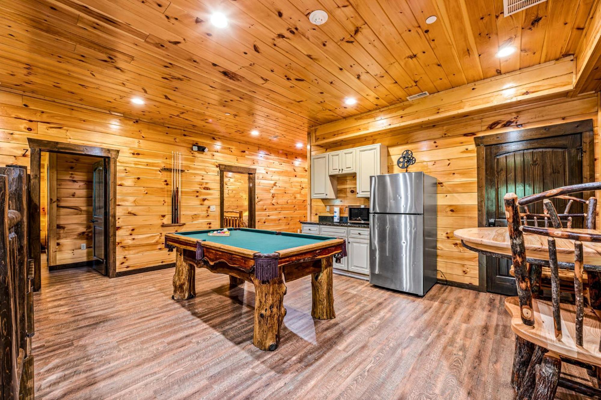 The Mighty Crabapple Manor By Stony Brook Cabins Gatlinburg Eksteriør billede